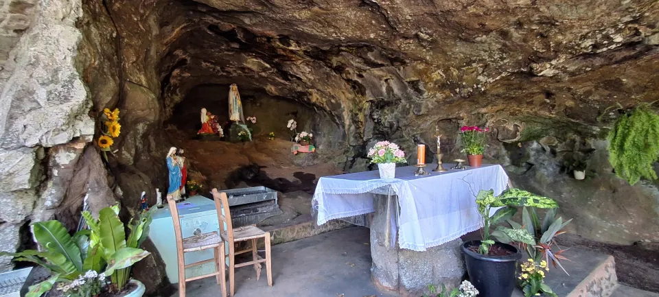 Gruta Nossa Senhora de Lourdes
