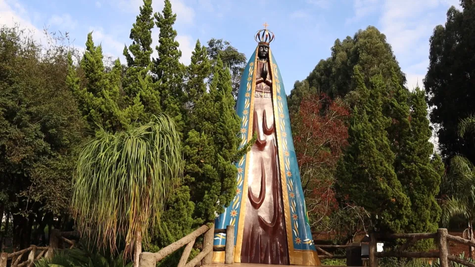 Gruta Nossa Senhora Aparecida da Comunidade do Limeira