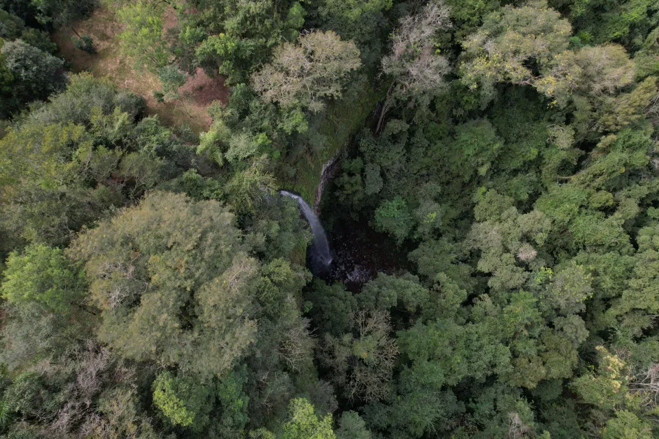 Cachoeira Flor da Serra