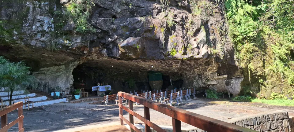 Gruta Nossa Senhora de Lourdes