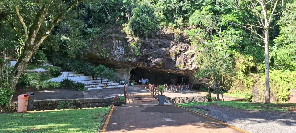 Gruta Nossa Senhora de Lourdes