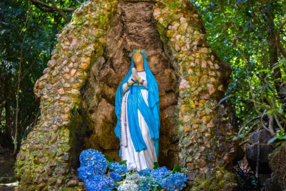 Gruta de Nossa Senhora de Lurdes